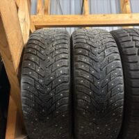 2 pneu(s) HIVER usagé(s) Nokian 185/60R15  7/32 clouté(s)