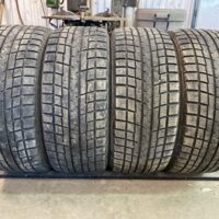 4 pneu(s) HIVER usagé(s) Yokohama 245/45R18  8/32 et 9/32
