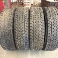 4 pneu(s) HIVER usagé(s) Toyo  LT215/85R16 10E 6/32