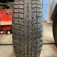 1 pneu(s) HIVER usagé(s) Sonny 215/70R16  7/32