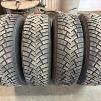 4 pneu(s) HIVER usagé(s) Nexen  LT275/70R18 10E 12/32 et 15/32