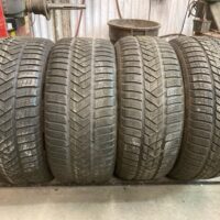 4 pneu(s) HIVER usagé(s) Pirelli 245/40R18  6/32 et 7/32   Kit stagger avec 2 X 225/45/18