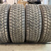 4 pneu(s) HIVER usagé(s) Bridgestone 265/70R17  9/32 et 11/32