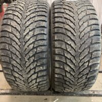 2 pneu(s) HIVER usagé(s) Nokian 235/40R18  8/32