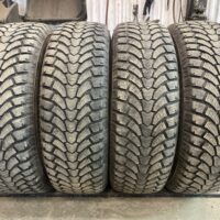 4 pneu(s) HIVER usagé(s) Maxtrek 255/70R18  9/32 et 10/32