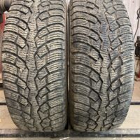 2 pneu(s) HIVER usagé(s) Nokian 225/65R16  9/32