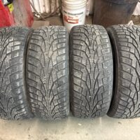 4 pneu(s) HIVER usagé(s) Uniroyal 215/55R16  8/32
