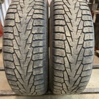 2 pneu(s) HIVER usagé(s) Nokian 215/70R16  7/32