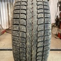 1 pneu(s) HIVER usagé(s) Maxtrek 225/45R18  7/32
